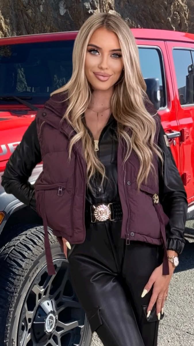 BEZRĘKAWNIK/ KAMIZELKA / R. M