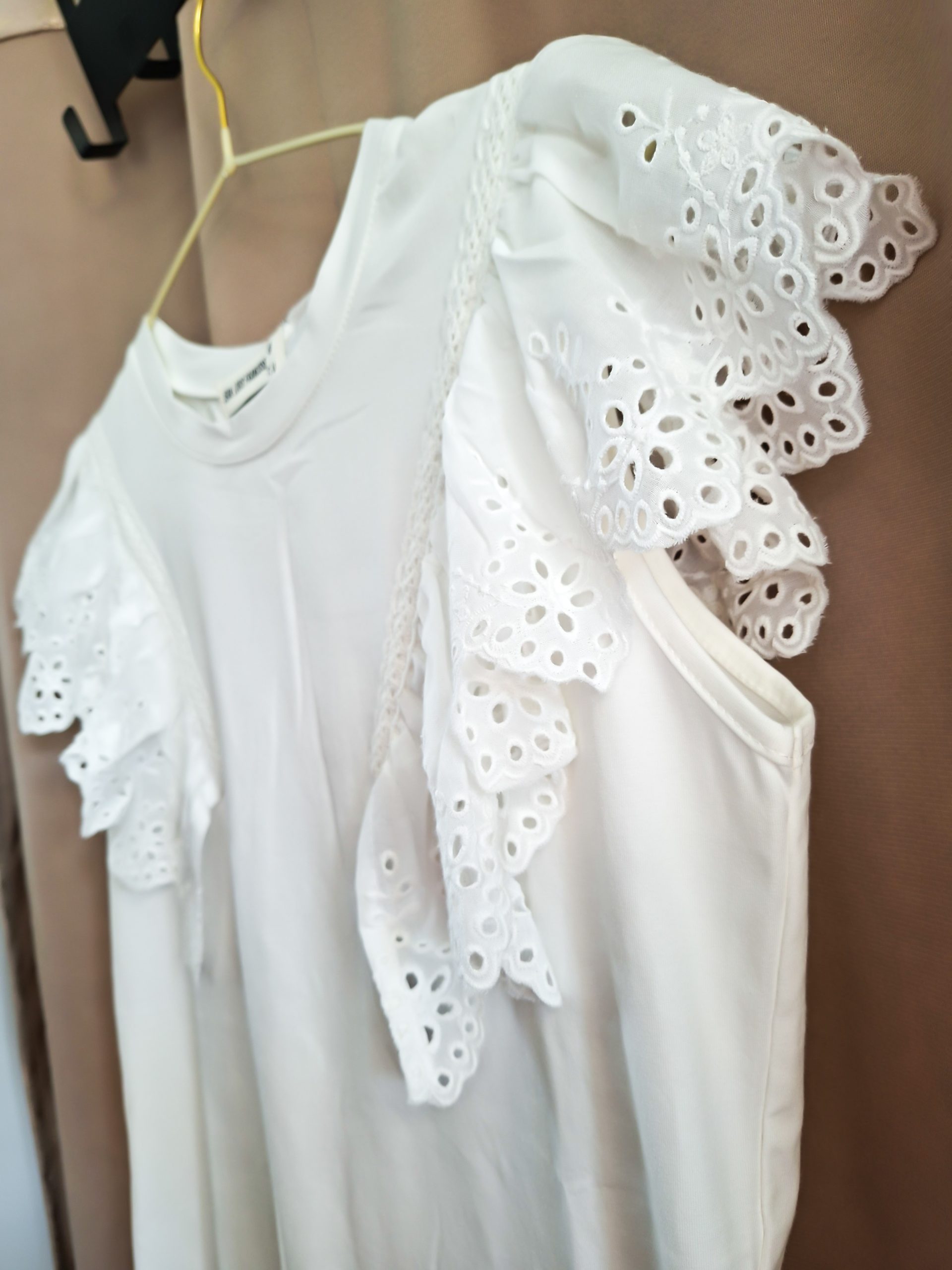 JEAN LOUIS BLUZKA FALBANA BIEL / R. UNI