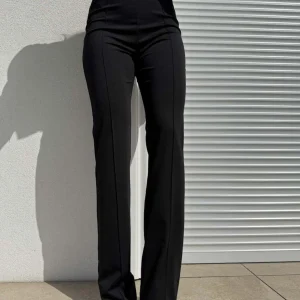 SPODNIE BY ME DZWONY CZARNE / R. M