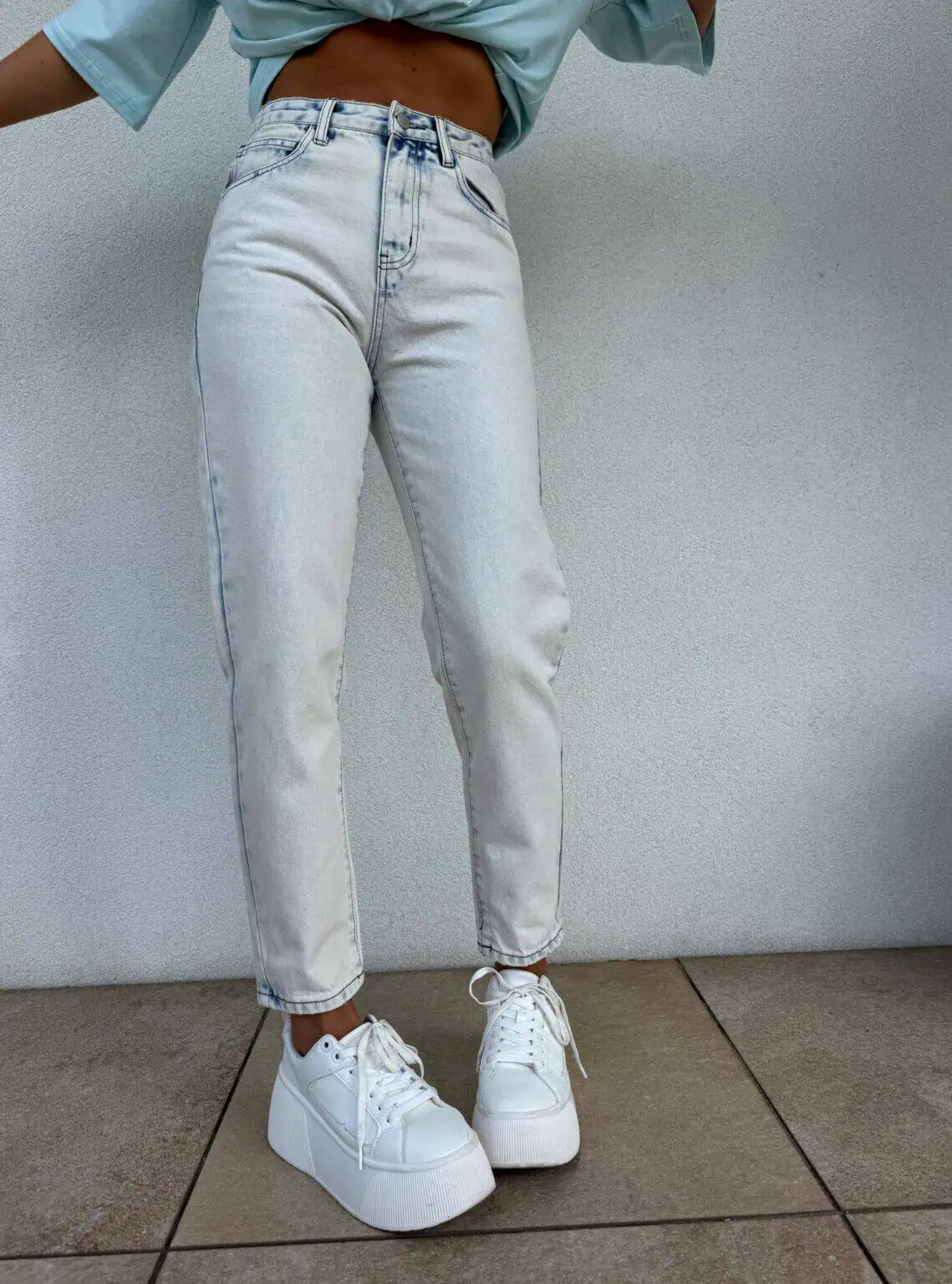 SPODNIE BY ME MOM FIT LIGHT BLUE