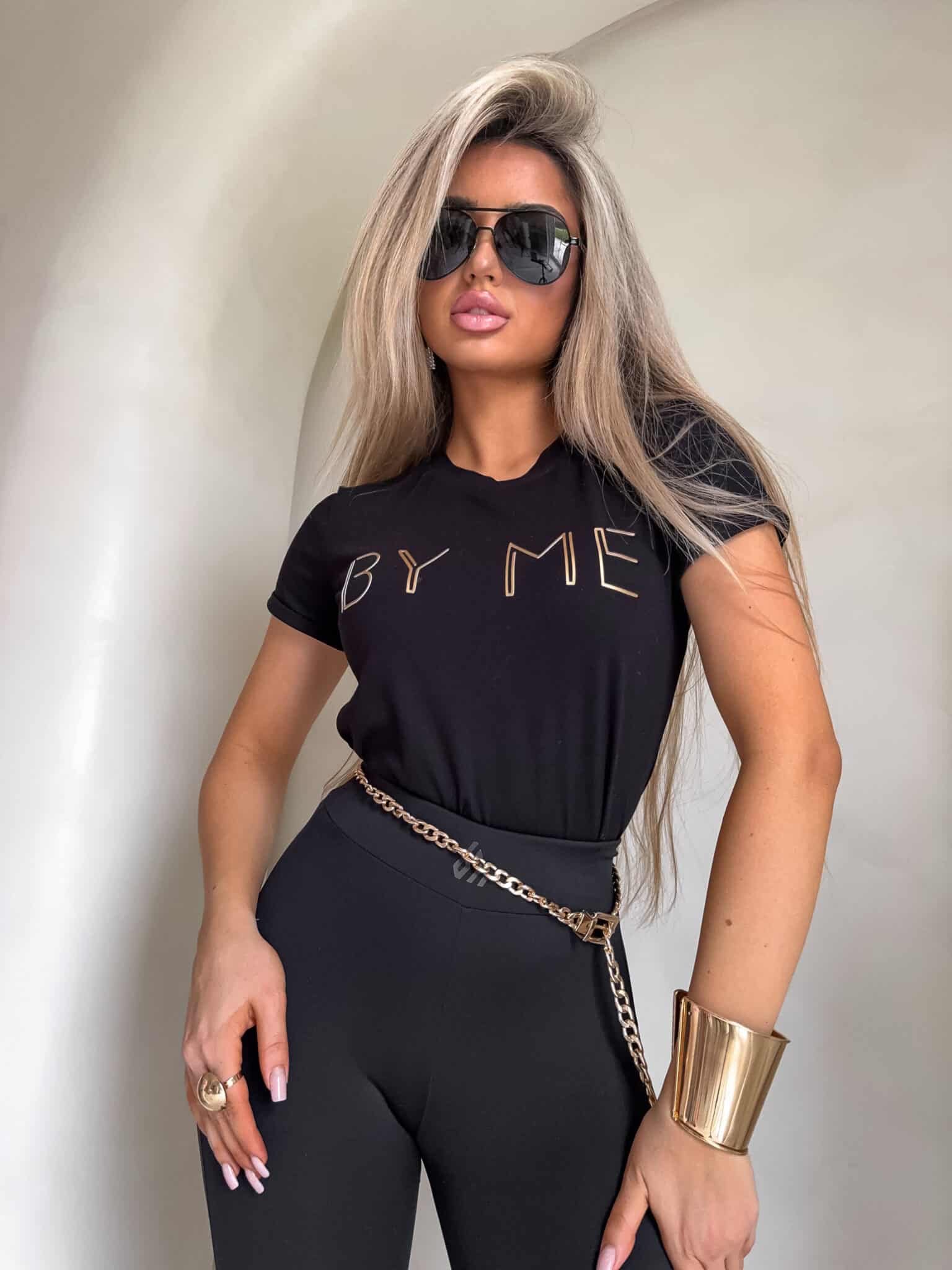 T-SHIRT BY ME CORI CZARNY / R. L